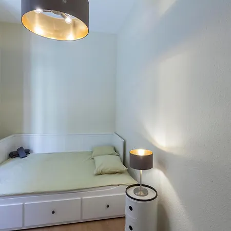 2 Bedroom Historical Center *