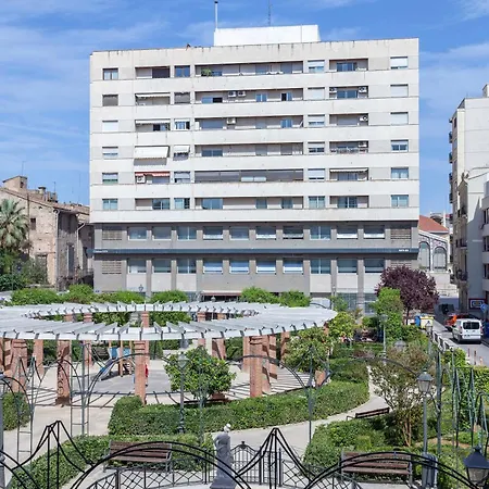 2 Bedroom Historical Center