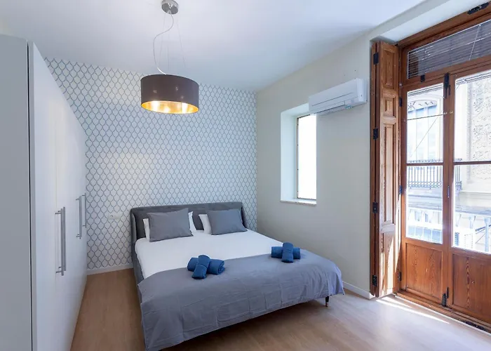2 Bedroom Historical Center Apartment *